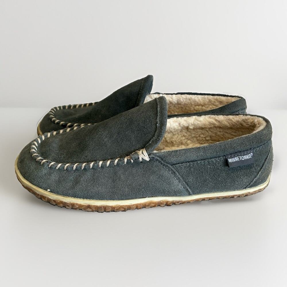 Minnetonka 41005 Tilden Moc Men's Comfort Slipper Size 9.0 M, Gray Suede